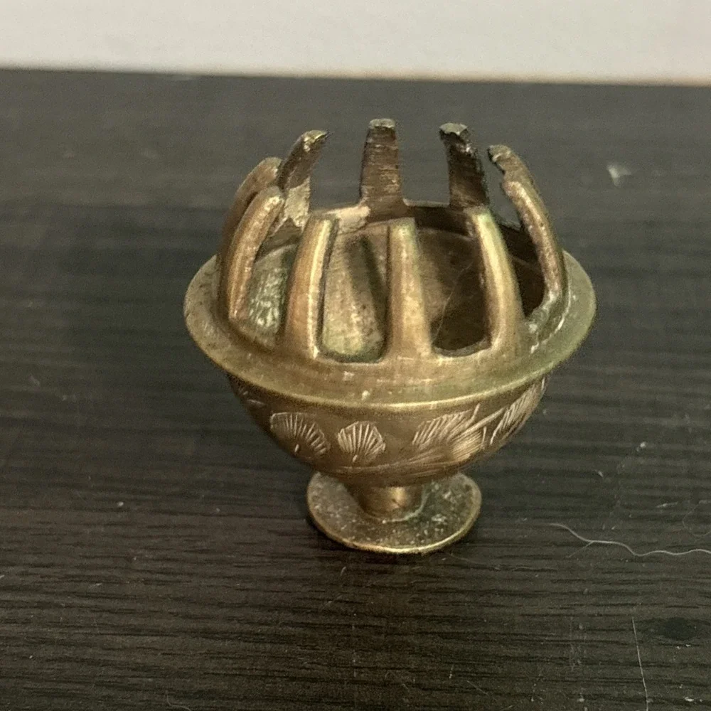 Vintage Brass Elephant Claw Engraved Bell/Temple Prayer Chime